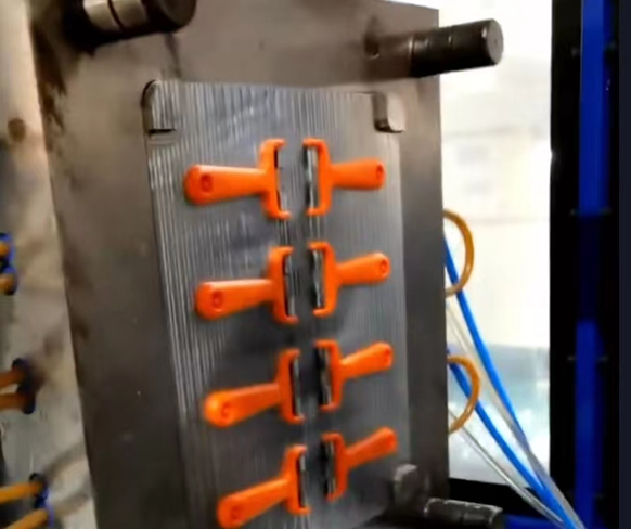 �|ݸ�pɫע��