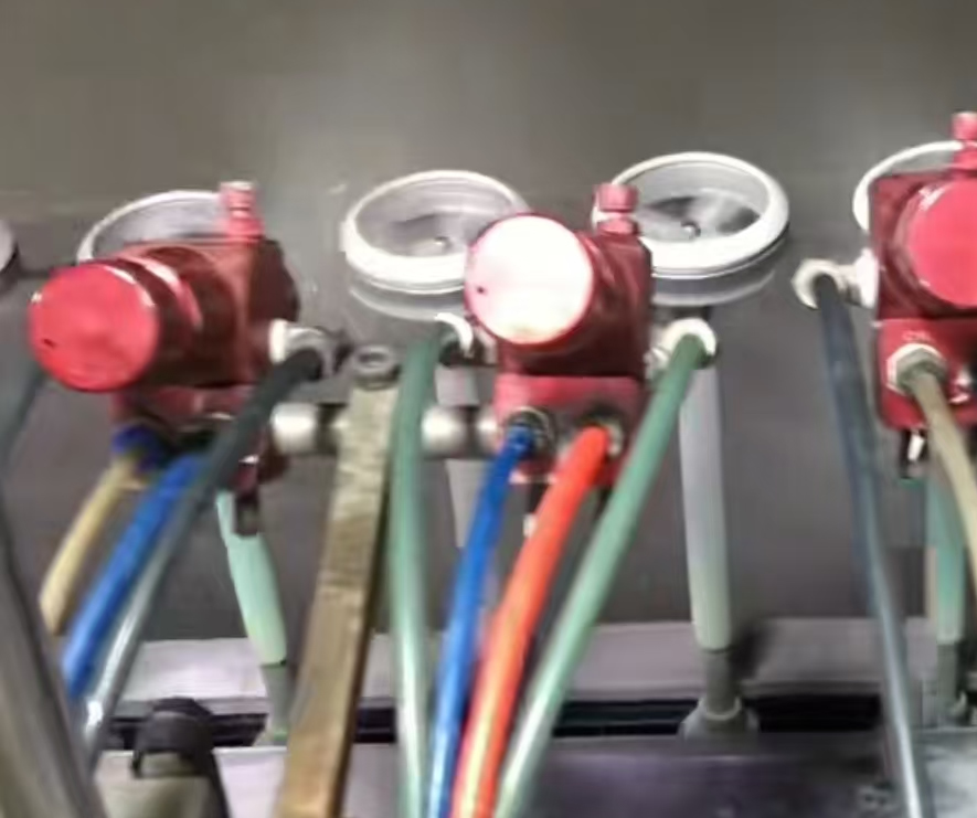 �|ݸע��?ch��)��? width=